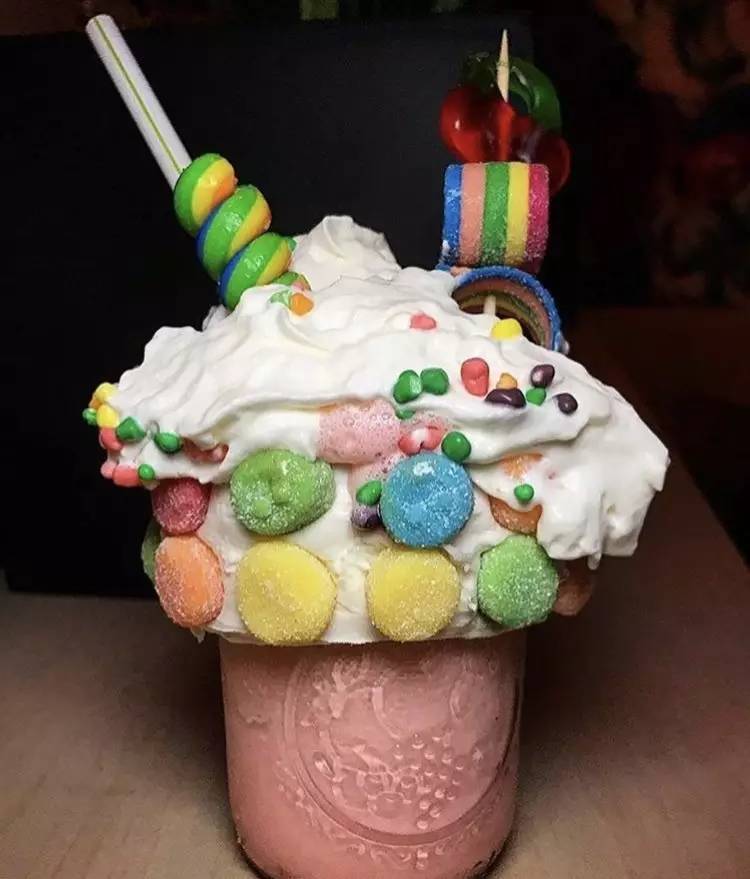有没有见过最漂亮又好吃的冰淇淋,有什么好吃又不腻的冰淇淋