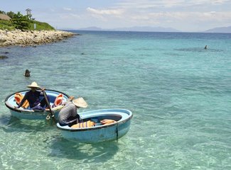 越南芽庄美丽的夜晚,越南芽庄的海上真美