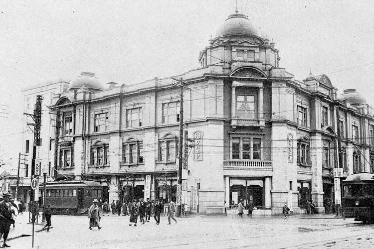 一个袋子就能装下一个柜子,一个可以装进任何东西的麻袋