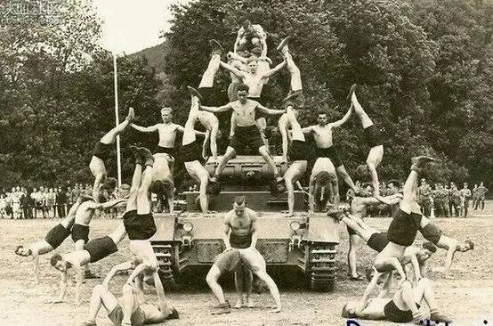 二战中，美国大兵的裤兜（注意不是裤裆）里有你想象不到的“黑科技”