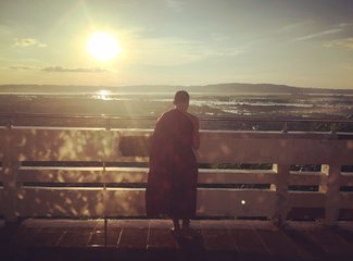 愿上苍保佑吃完饭的人民——缅甸8日传统玩法