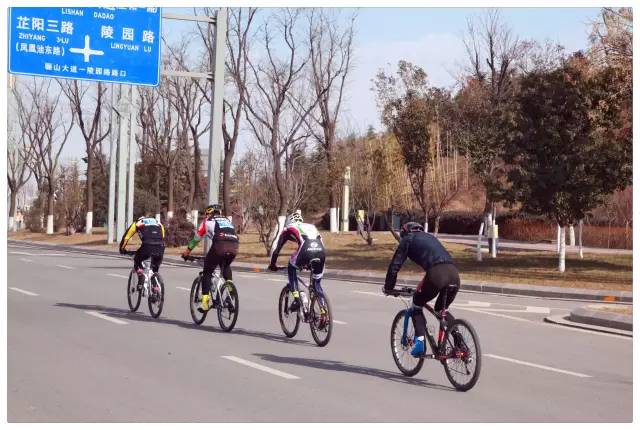 西安一天能涌入5万人吗,一天涌入40万游客