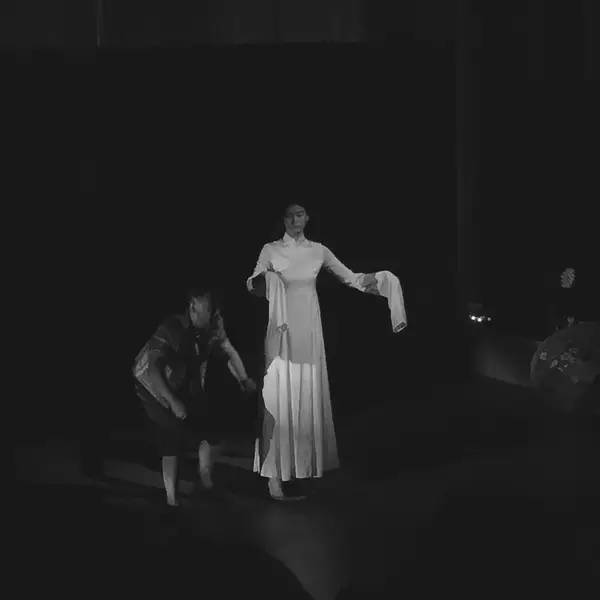 大师病逝送行,大师追悼会