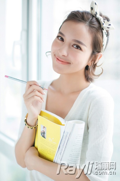 一瓶就可以搞定的遮颜霜,一瓶让你保湿的素颜霜