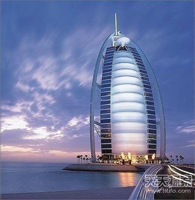最高818米！迪拜让世界叹服的逆天建筑奢华已不足以形容