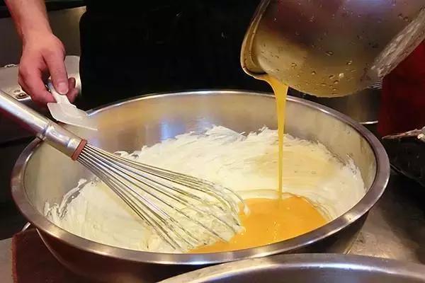 广州什么店有芝士蛋糕,广州哪里的芝士蛋糕好吃