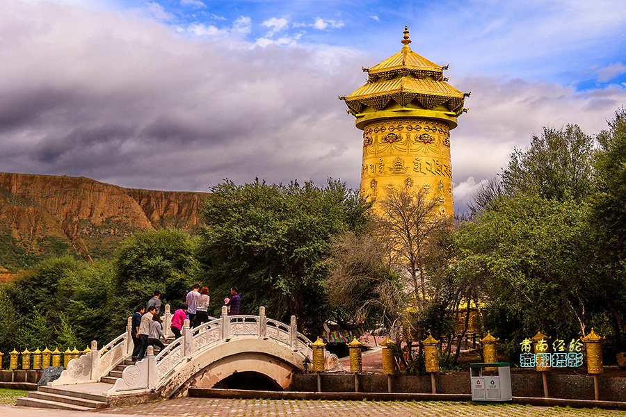 世界最大的转经轮图片,世界上最大的转经轮有什么寓意