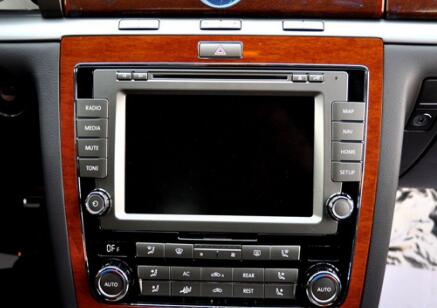 老款辉腾4.2v8测评,大众辉腾4.0老款