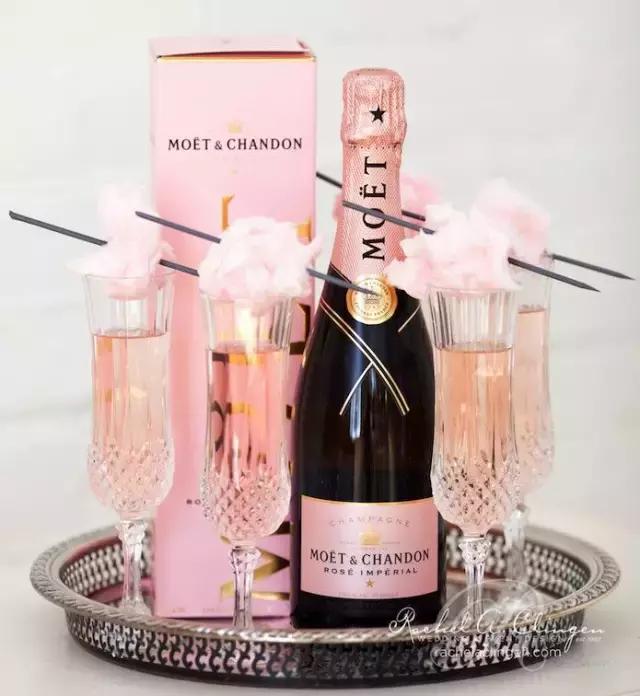 摩羯座娶什么女人最幸福,深度剖析摩羯座女人