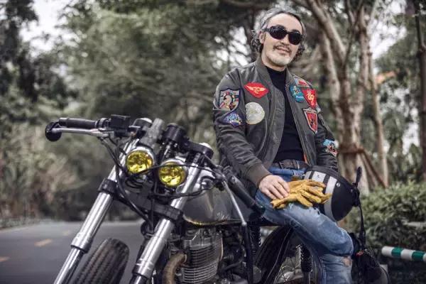 为什么要替吴秀波打抱不平,吴秀波道歉