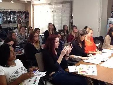 时尚管理在国外都学什么，就业前景怎么样