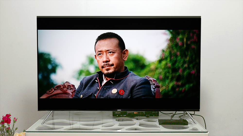 三星电视6880和7300有什么区别,三星电视机曲面好还是平面好