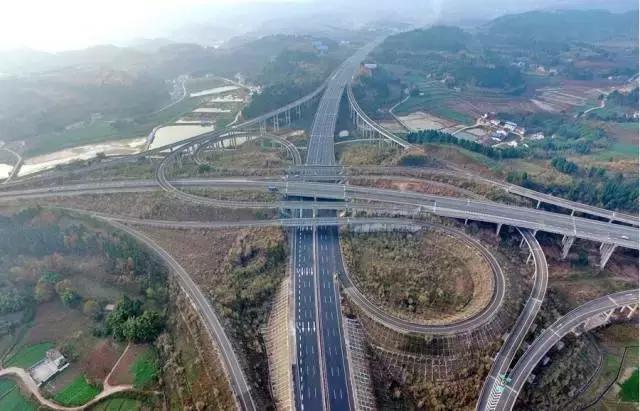 成安渝高速通车时间,成安渝高速畅通不