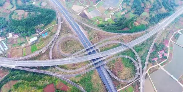 成安渝高速通车时间,成安渝高速畅通不