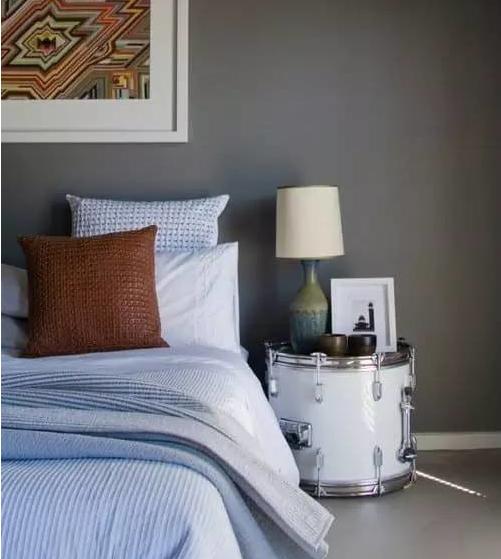 极简主义装修风格床头柜,经典床头柜装修设计