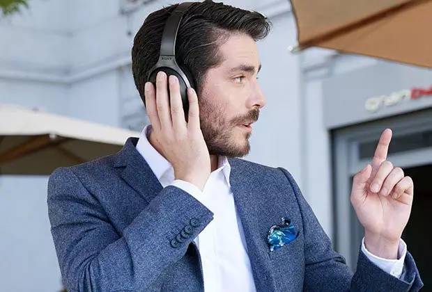 头戴式无线耳机出门,佩戴舒服无线耳机