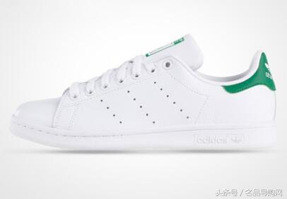 300元以上名牌女士运动鞋,300元左右的包包推荐