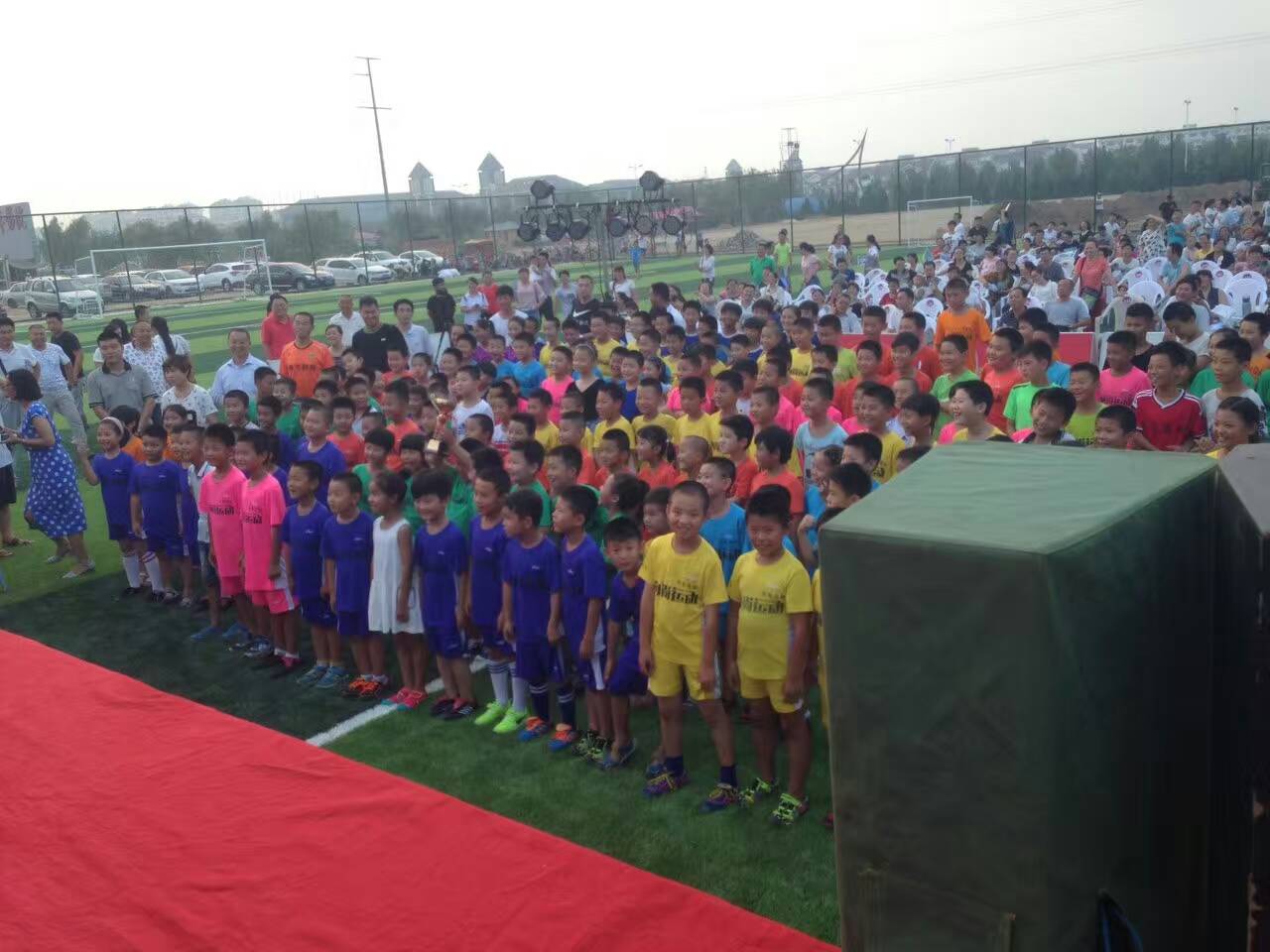 小学足球啦啦操完整版,实验小学足球队啦啦操