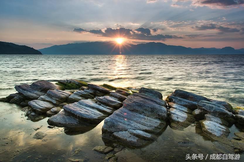 东川红土地距离元谋土林有多远,元谋土林东川红土地