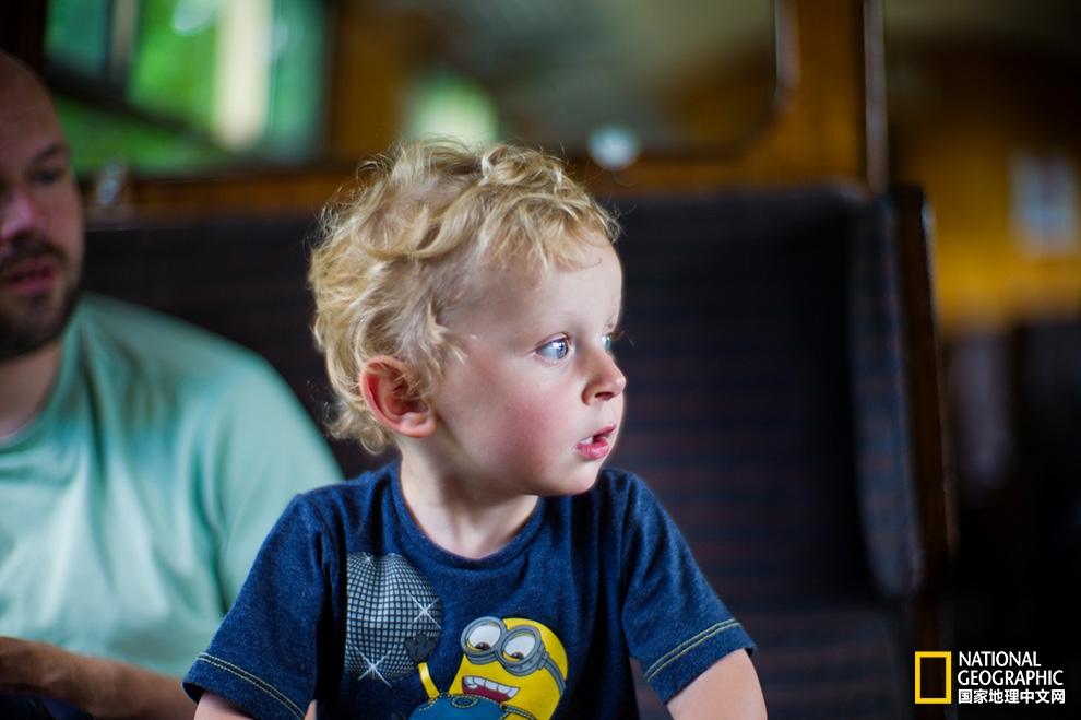 英爱岛行:寂静与喧哗,理智与情感