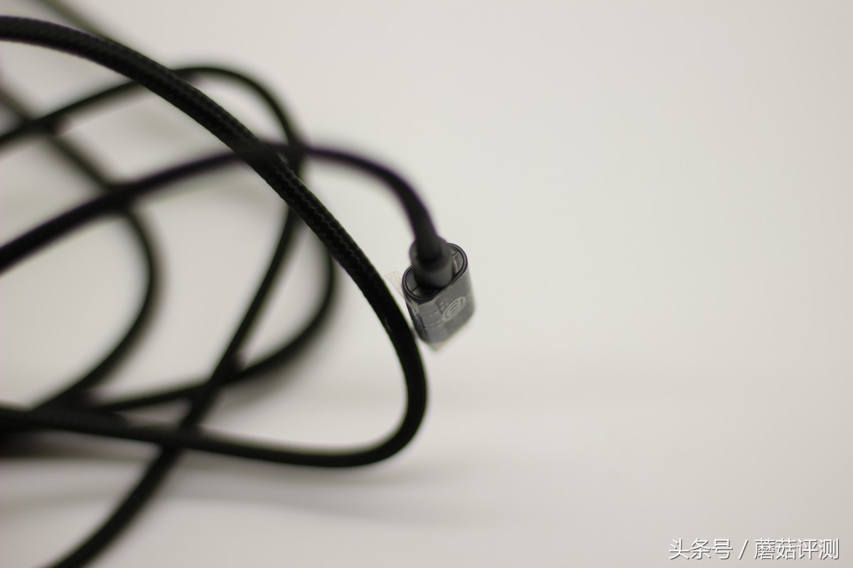 苹果手机原装数据线的问题,苹果充电线总坏是线还是接口问题