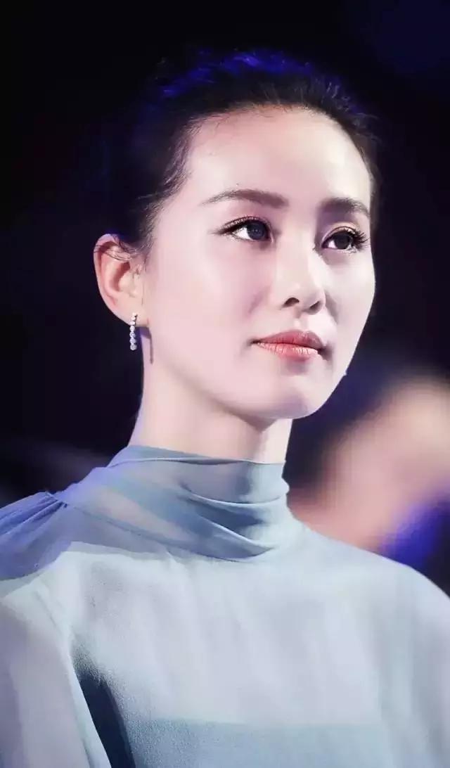 适合唇色深的豆沙色号大牌,豆沙色西柚色人鱼色