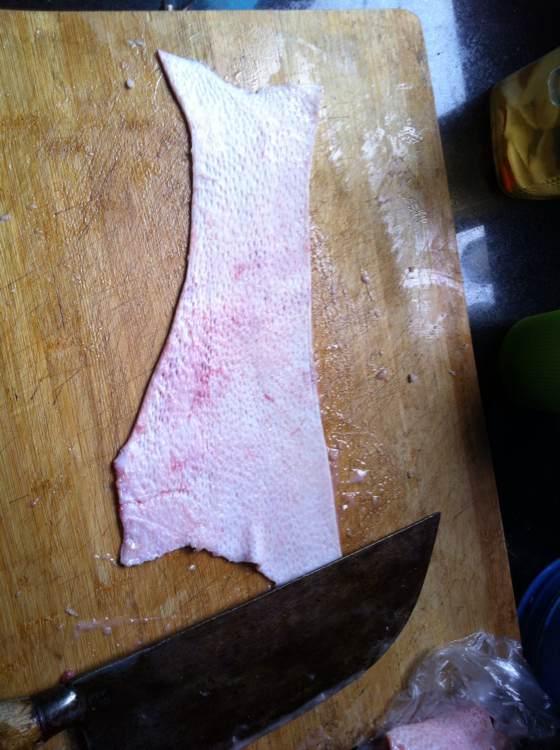 自己用竹子手工打造钓鱼竿，附上完整设计图和流程图