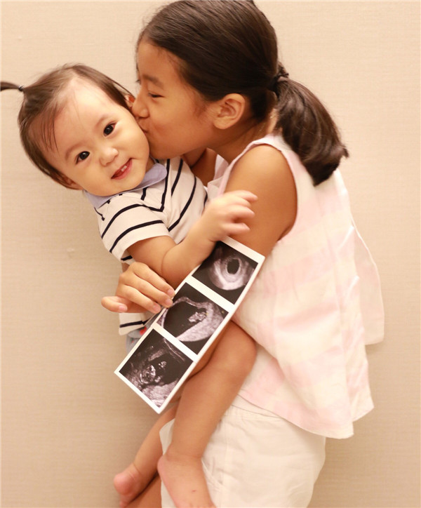 至尊红颜贾静雯与赵卓吻戏,至尊红颜贾静雯和杨童舒