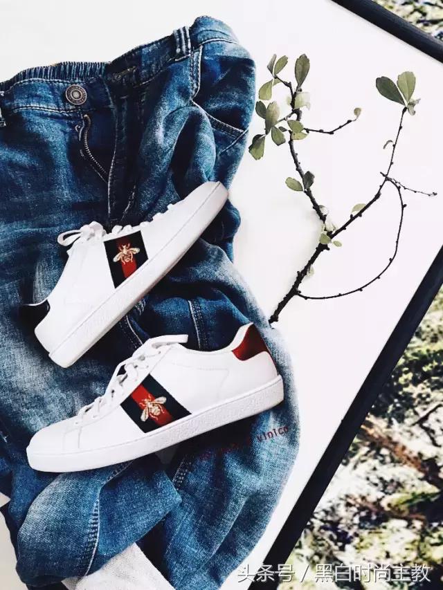现在的你是否还缺双小白鞋,每个人都应该有一双小白鞋