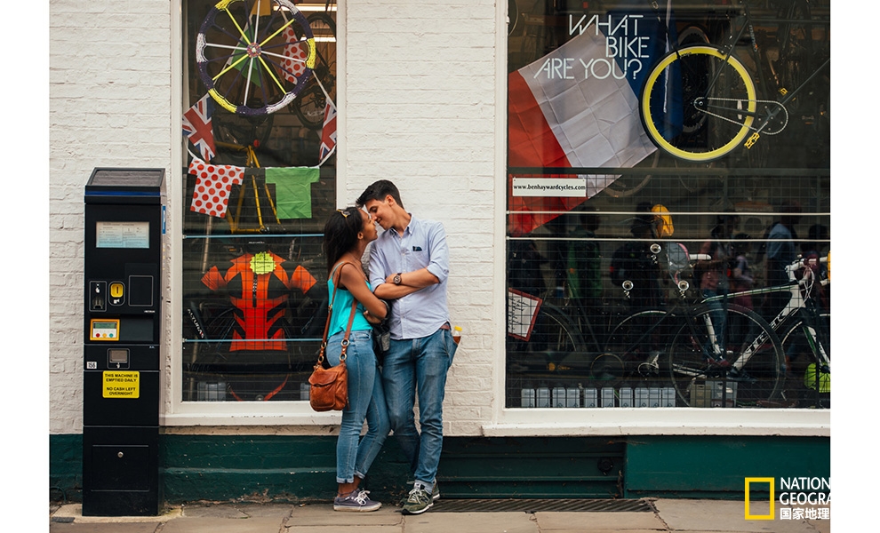 英爱岛行:寂静与喧哗,理智与情感