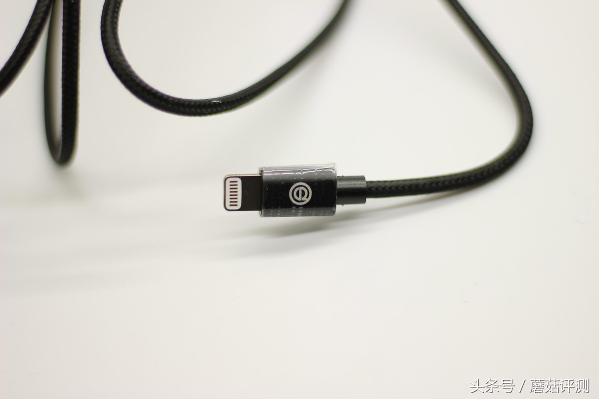 苹果手机原装数据线的问题,苹果充电线总坏是线还是接口问题