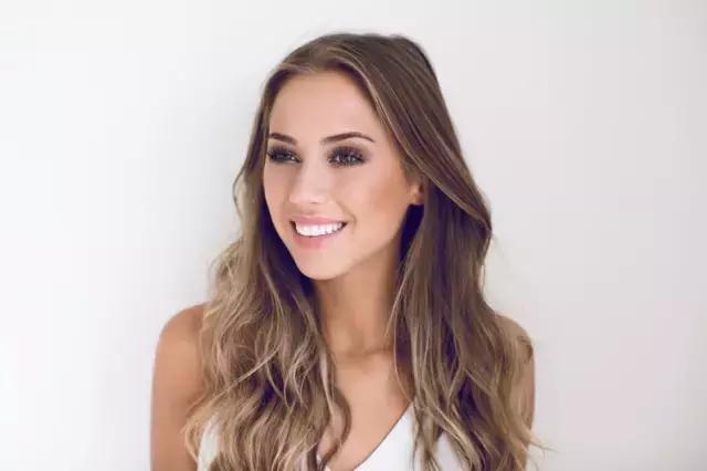 适合唇色深的豆沙色号大牌,豆沙色西柚色人鱼色