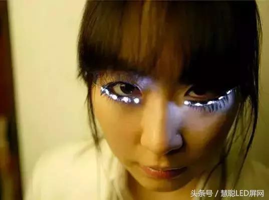 led显示屏如何使用更长久一点,透明led显示屏有什么功能