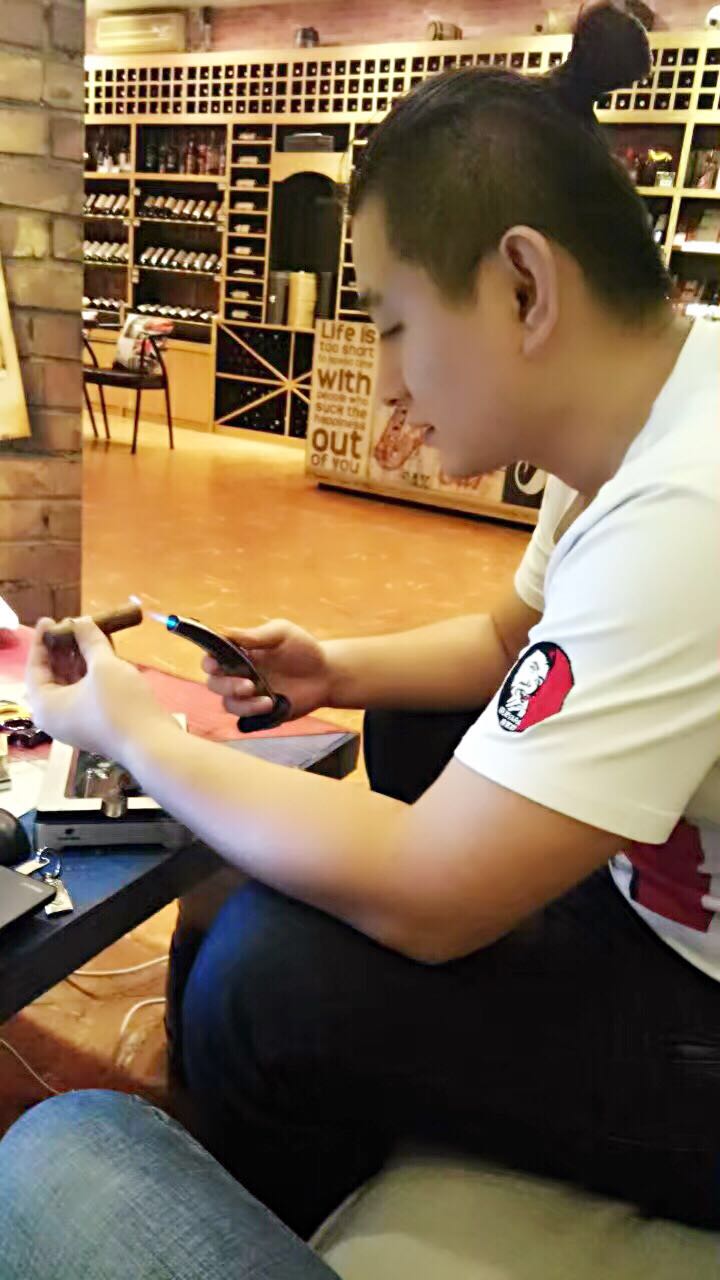 雪茄知识简介,关于雪茄的一件事