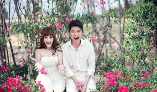 李小璐跟贾乃亮婚纱摄影照,李小璐贾乃亮的婚纱照