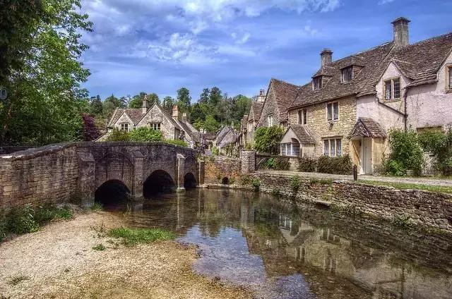 浜氭床寤変环鑸┖瀹樼綉,鎮﹁娉板浗鏃呰