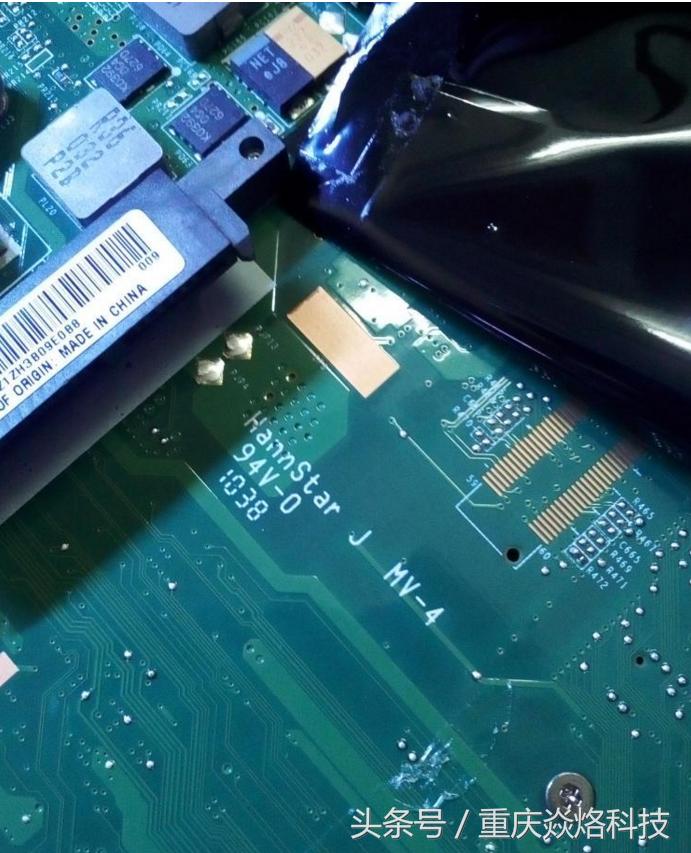 联想e40开机不显示风扇一直在转,联想e40正常启动但显示器不亮