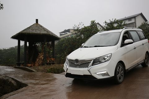 开比速M3回村“刨猪汤”，真能光宗耀祖