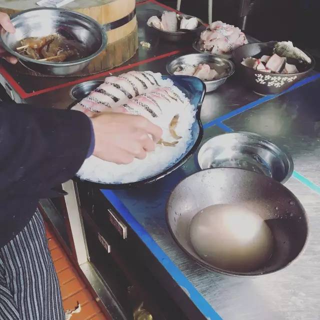 红鼎豆捞刺身,红鼎豆捞海鲜来源