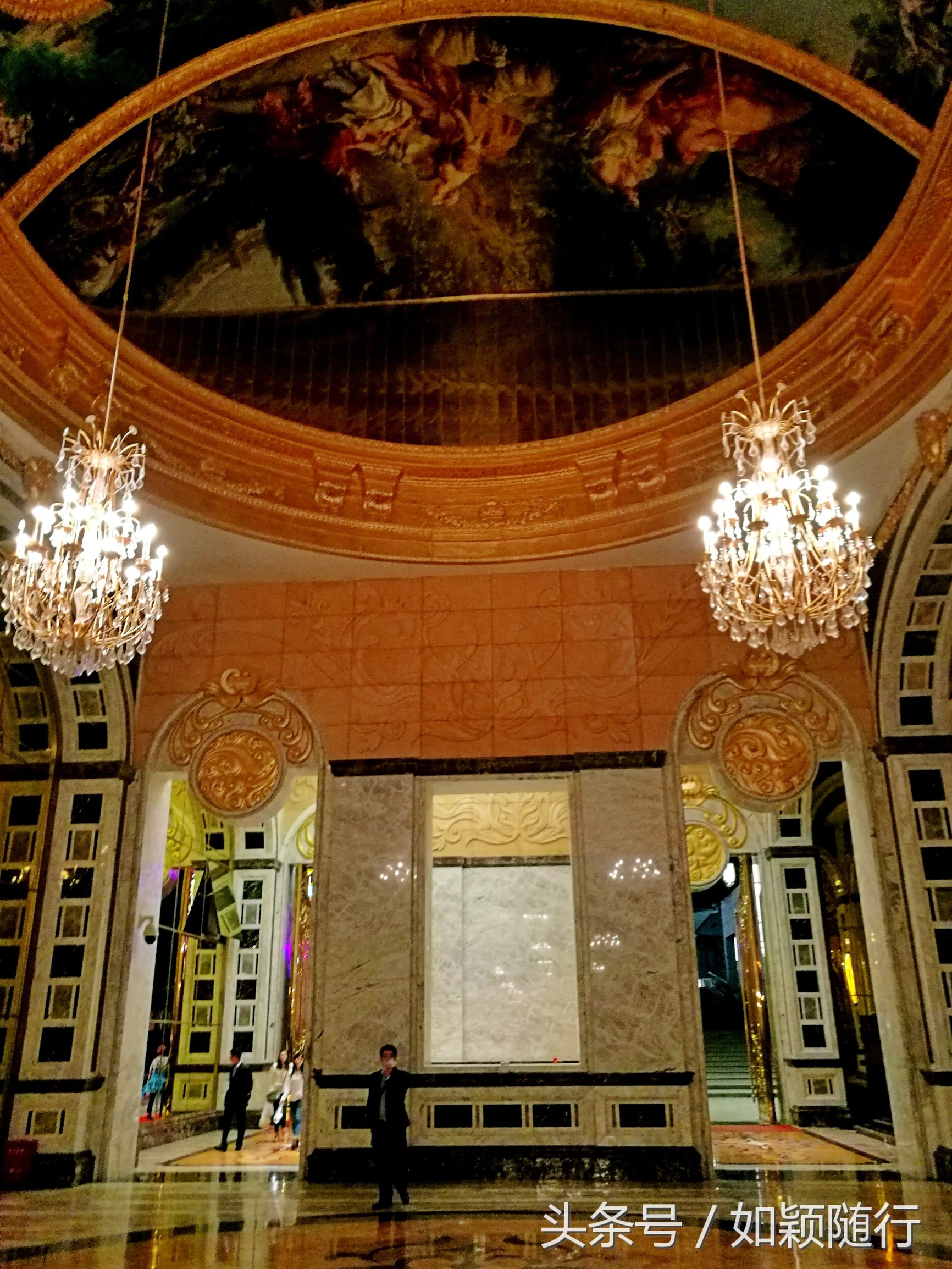 三亚金碧辉煌的地方,三亚豪华夜景