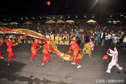 华族是该国第六大民族,建国总统是华人客家人