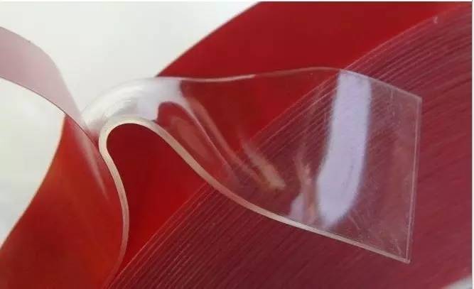 鞋垫老是跑出来是怎么回事,为什么鞋垫总往脚后跟跑