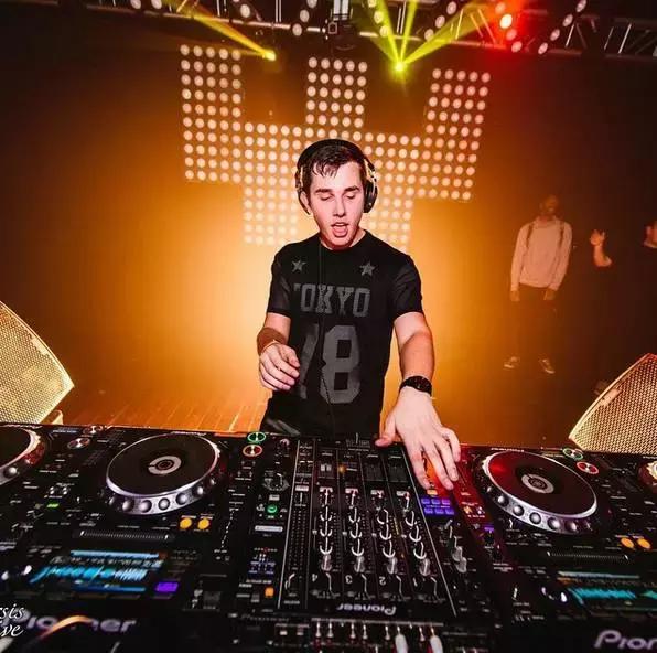 marshmello百大dj排第几,djmarshmello领奖