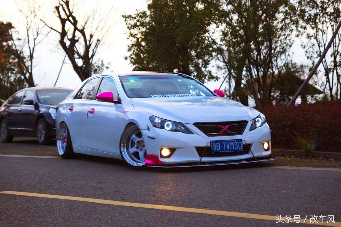 閿愬織缁炵墮缇庡浘,缁炵墮閿愬織