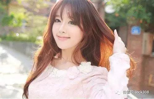 头发干枯毛躁去美容院,做完头发很干很毛躁怎么处理