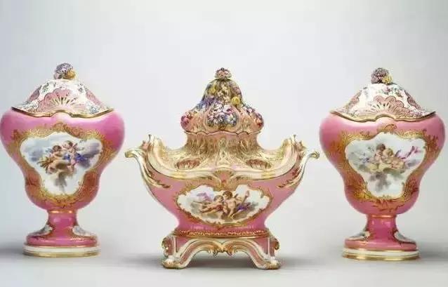 摩羯座娶什么女人最幸福,深度剖析摩羯座女人