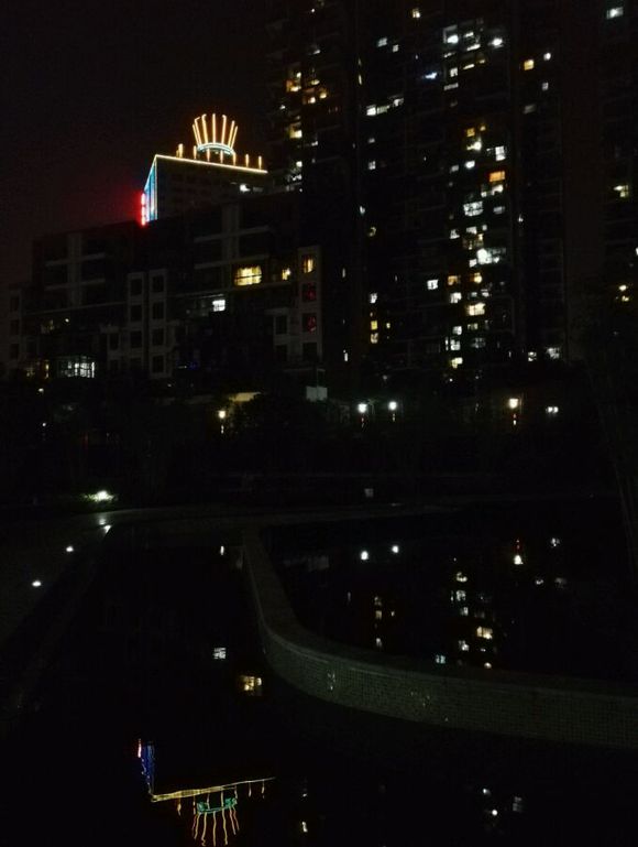 记得它么，海思处理器的首款——华为荣耀四核爱享版开箱