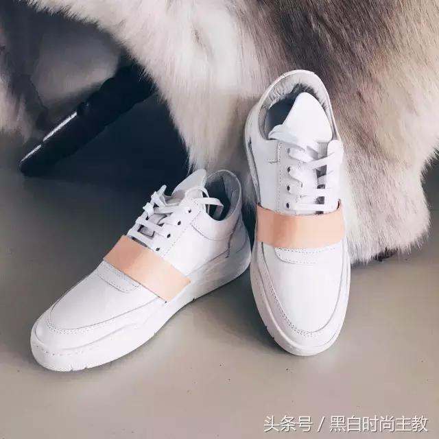 现在的你是否还缺双小白鞋,每个人都应该有一双小白鞋