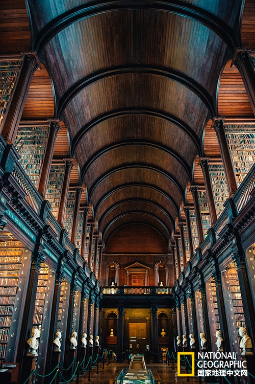 英爱岛行:寂静与喧哗,理智与情感