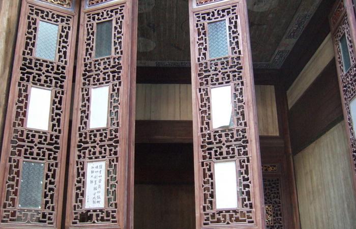 木质门暗藏玄机，比“任意门”还好使